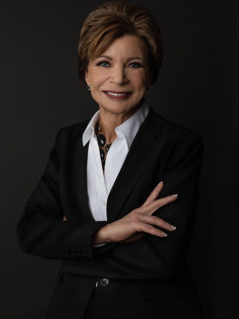 Wendy-Ellis-CEO-Capital-Plumbing-and-Heating-min-scaled